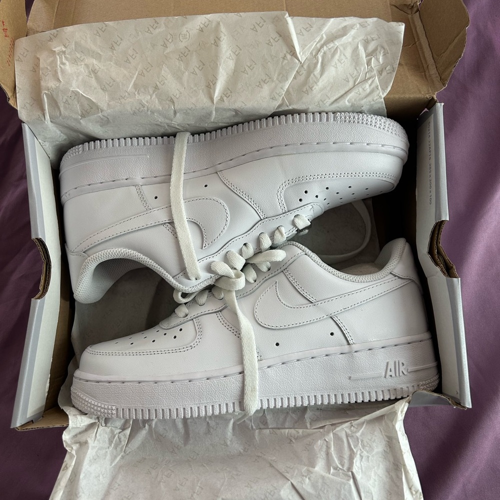 Nike Air Force White Shoes